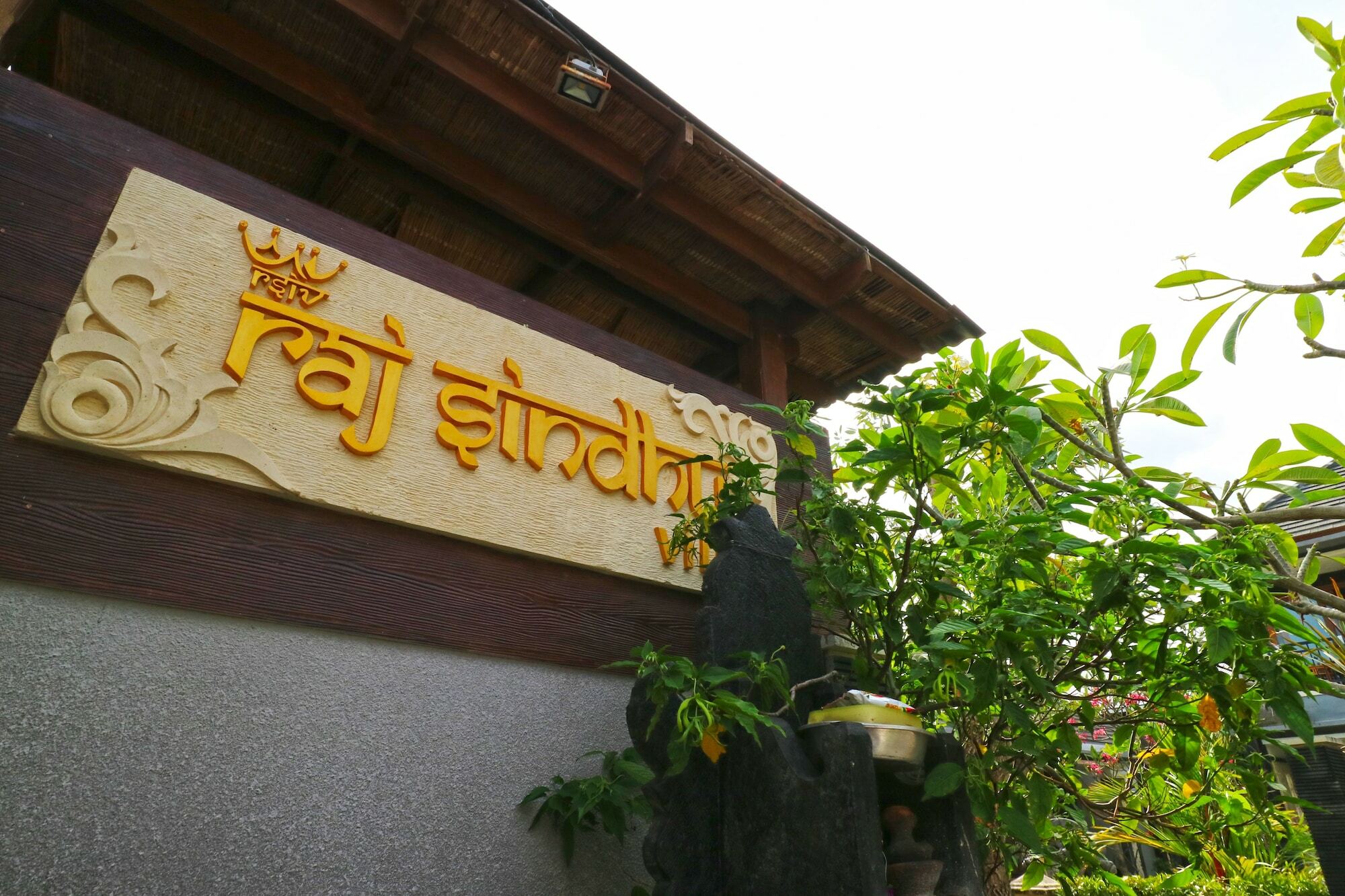 Raj Sindhu Sanur Apartment Denpasar  Ngoại thất bức ảnh